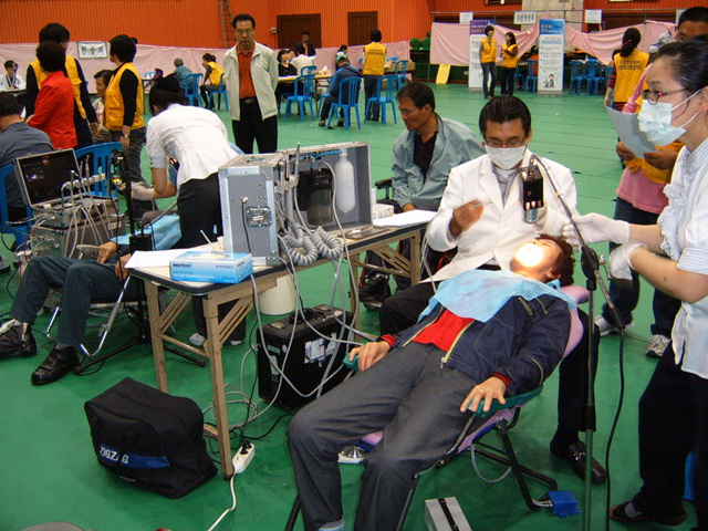 장애인 무료치과진료봉사 첨부파일 : 1228834800_247.jpg