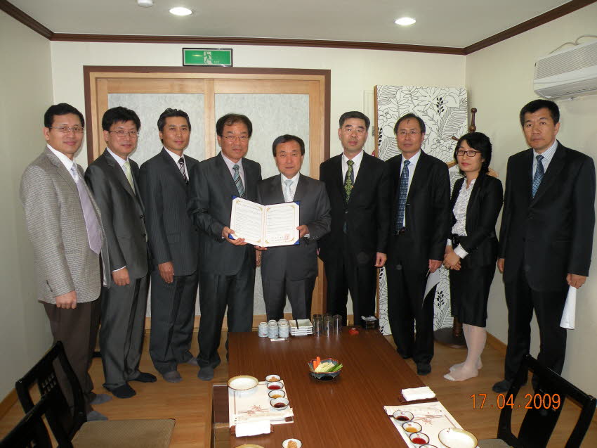 2009 저소득 소외계층 무료 구강진료사업 위탁협약서 체결 첨부파일 : 1240844400_269.jpg