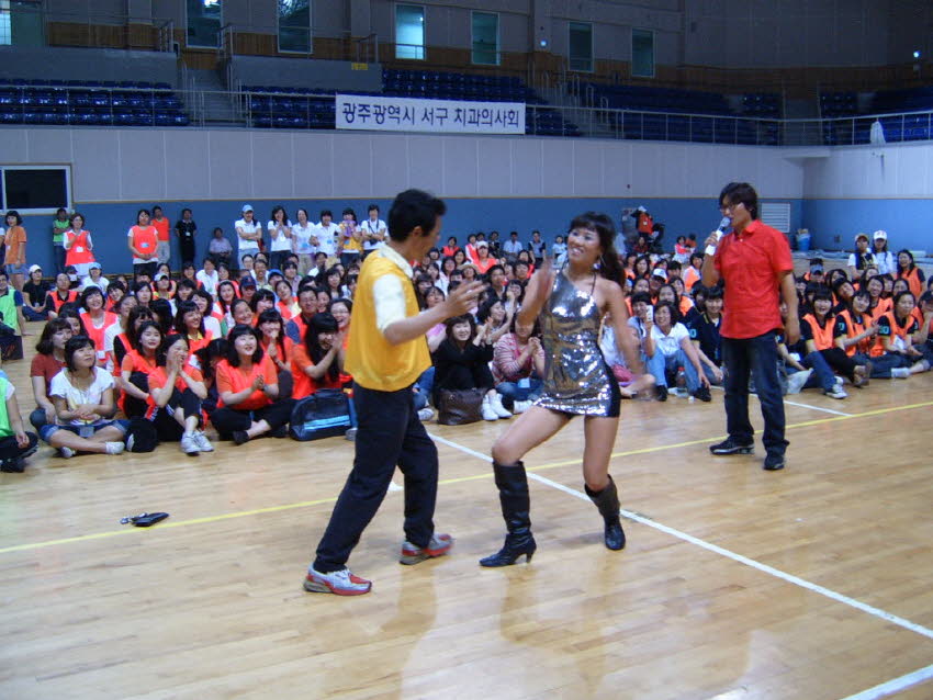 체육대회 디스코 타임 첨부파일 : 1245078000_310.jpg