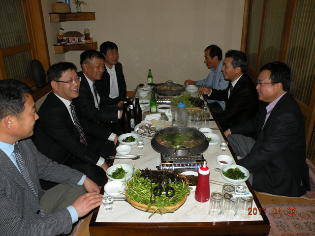 광주치과의사신협과 간담회 개최 첨부파일 : 1304002800_351.jpg