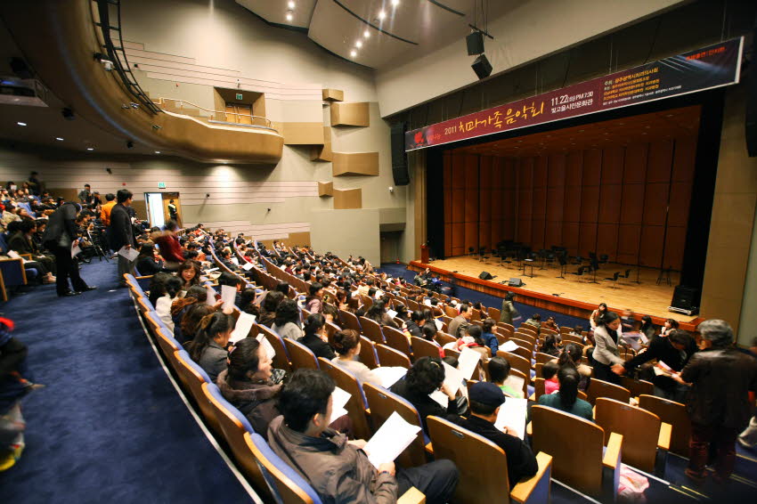 2011‘사랑나눔’ 치과가족음악회 성황 첨부파일 : 1322406000_363.jpg